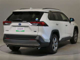 ご覧の車両以外にも多数のU-CARを展示販売しております。