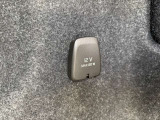 トランクルームには12V電源も備わります。