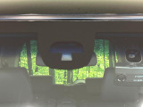【シティブレーキアクティブシステム】低速走行中に前方の車両等を認識し、衝突しそうな時は警報とブレーキで衝突回避と被害軽減をアシスト。より安全にドライブをお楽しみいただけます。