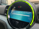 MINI専門のメカニックが、100項目にも上るポイントを徹底的にチェック。交換基準に達した部品があれば、交換整備の後にお客様へご納車致します。