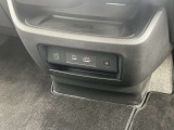 USBから端末への充電が可能です。