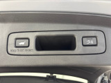 【電動リアゲート】スイッチ操作で、パワーテールゲートを自動で開閉することができます!