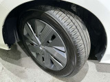 タイヤ溝たくさん残っています。
