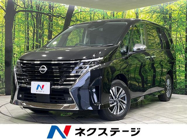 セレナ 1.4 e-4ORCE ハイウェイスターV 4WD 