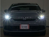 LEDヘッドライト(オートハイビーム機能付)が搭載されており、遠くまで明るく均一に照らし、高速道路等での安心感が向上しております。