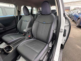 こちらのお車はMINI NEXT鶴ヶ島に展示中です。☆お問合せをお待ちしてます!