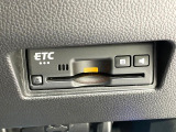 【ETC】高速道路の料金所をストレスなく通過!話題のスポットやサービスエリアに多い「スマートIC」利用時は必須のアイテムです。当店でセットアップを実施、ご納車当日からすぐにご利用いただけます!