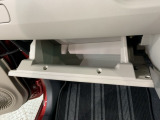 自社商品化センターにて内外装のクリーニングを実施しております!