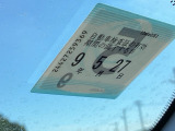 次回の車検日になります。こちらのステッカーをご確認ください。
