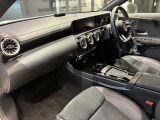 車両は屋内展示しておりますので天候に関係なくごゆっくりコンディションご確認頂けます。車両を倉庫へ保管している場合が御座いますのでご来店前に在庫確認頂けると幸いです。TEL072-784-8800