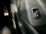 「認定中古車」は納車前整備がポイントです。メルセデス・ベンツの定める厳しい基準をクリアしたお車のみご案内させて頂きます。納車前整備はメーカー規定に基づき自社工場で入念に行なわれます。