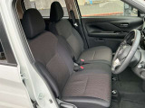 運転席、助手席まわりです。実際お座りいただくのが、分かりやすいと思います。お気軽にご来店ください!