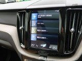 【9インチタッチスクリーン純正HDDナビ】「Apple Car Play」「Android Auto」対応のボルボ先進ナビゲーション「SENSUS」。最新地図データへ無料更新してお渡しします。