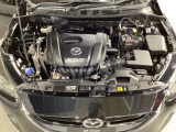 SKYACTIV-G搭載!爽快なパワーフィールと低中速の豊かなトルクによる実用域での扱い易さを是非体感して下さい!エンジンルーム内の清掃も行き届いております♪