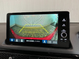 【バックカメラ】リバースにするだけで映ります、後方の安全確認や、狭い駐車場での車庫入れ、雨の日や夜間など視界の悪い時に便利です!安全にバックする為には欠かせない装備です。