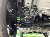 お車を安心してお乗りいただく為には、足回りの定期点検が欠かせません。サービスサポート(有償保証)では無料点検もご提供しており、安心のカーライフをお過ごしいただけるサポート体制が整っています。