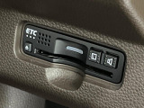 【ETC】高速道路の料金所をストレスなく通過!話題のスポットやサービスエリアに多い「スマートIC」利用時は必須のアイテムです。当店でセットアップを実施、ご納車当日からすぐにご利用いただけます!