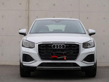 一目でAudiだと分かる特色を持つフロントマスク。