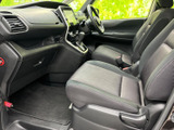 機能的な操作系が、運転をサポート。シンプルで分かりやすい配置で、安全運転をサポートします。