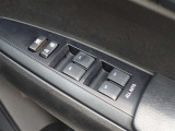 パワーウインドウを装備しております!後席ウインドゥの閉め忘れも運転席で解決できます♪