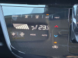 【オートエアコン】 設定温度は一定のまま、1年中、車内は快適空間♪快適温度♪