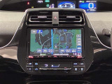 社外ナビKENWOOD(MDV-M908HDL)を装備。タッチパネル式で使いやすく、お出かけもラクラクです。