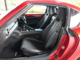 神戸マツダ神戸西インター店は、通常ディーラー+&alpha;の次世代型店舗としてROADSTER EXPERIENCE SPACEの冠を掲げ、「いつでも・誰でも・気軽に会いに行ける」ロードスターUカー専門店。
