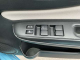 運転席のパワーウインドウ等操作部