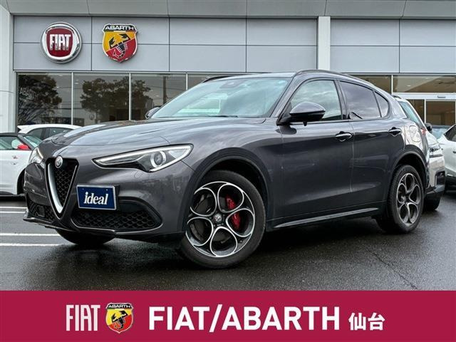 ステルヴィオ 2.0 ターボ Q4 スポーツパッケージ 4WD