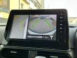 スイッチ操作により、「トップビュー」「フロントビュー」「サイドブラインドビュー」を切り替えが可能です。