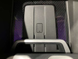 ワイヤレスチャージング Qiに準拠した携帯電話をワイヤレス充電が可能です。iphone等対応。機種により充電できない可能性がございます。
