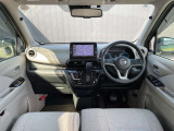 広々とした視界を体感できます。運転が楽しくなりますね。
