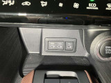 スマートフォンやお手持ちの機器のバッテリー残量が少なくなっても、運転中に充電ができるので安心ですね!