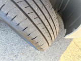 タイヤの溝は5ミリです◎