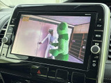 休憩時や停車中に、テレビや映像を楽しむことができます。長距離ドライブの移動時間を快適に過ごせるのが魅力です。エンターテイメント性も充実です。