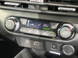 【シートヒーター】寒い日に重宝するシートヒーター!エアコンより早く温まってくれるので寒がりの人も安心ですね♪エアコンの温風は乾燥するから苦手、という方にもをおすすめです。