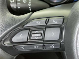 ステアリングスイッチ装備!運転しながら手元でオーディオの操作などができます。