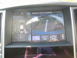 上空から見下ろす映像でおなじみのアラウンドビューモニター
