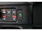 ECONボタンで低燃費モードに☆☆☆ECONスイッチを上手に使ってエコドライブ♪♪環境にもお財布にも優しい装備です☆☆☆