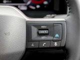 「プロパイロット」高速道路でアクセル、ブレーキ、ステアリング操作をアシスト!日産コネクトナビと連動し、予めカーブやジャンクションを把握し、スムースに曲がれるよう車速をコントロールします!