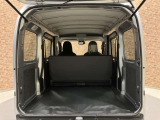 ■充実のアフターサービス■ 車の販売はもちろん、自社整備工場・自社鈑金工場・オイル交換&点検専門店舗を完備しておりますので納車後もお客様のカーライフをトータルでサポートいたします。