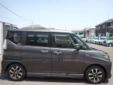 閑静な住宅街の中に位置していますので、落ち着いた環境でゆっくりと車をご覧いただけます。お気軽に当店へお越しください