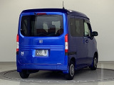 バックカメラが付いているのでバックでの車庫入れも安心です。