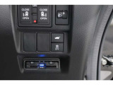 【横滑り防止装置】ドライバーの安全運転をアシストしてくれる装備が充実しています☆ドライバーの不安を安心へと変えてくれますね。