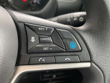 日産先進技術《プロパイロット搭載!》高速走行時などのロングドライブに一役買うのがクルーズコントロール機能です♪足をアクセルとブレーキから離しても、設定したスピードで自動で走ってくれます☆