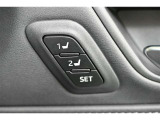 【パワーシート】無段階でシートポジションの調整が可能です。運転しやすいベストポジションを見つけて、快適なドライブを楽しんでください。