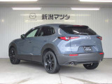 車両本体価格に点検整備費用が含まれています。当社基準および保安基準に合わせ、要交換、修理と判断された部品は当社負担にて整備させていただきます。追加整備費用はかかりませんのでご安心ください。