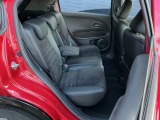 セカンドシートです!!ベンチシートになってますので、お二人の乗車ですとゆったり座って頂けますよ!!