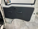 延長保証につきましてはお求めいただく車両によって保証料が異なりますので、当店スタッフまでお気軽にお問い合わせくださいませ。