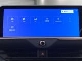 ブルートゥースに接続することにより、スマホに入ったお気に入りの音楽を車内で楽しむことができます♪あると本当に便利な機能になっています!